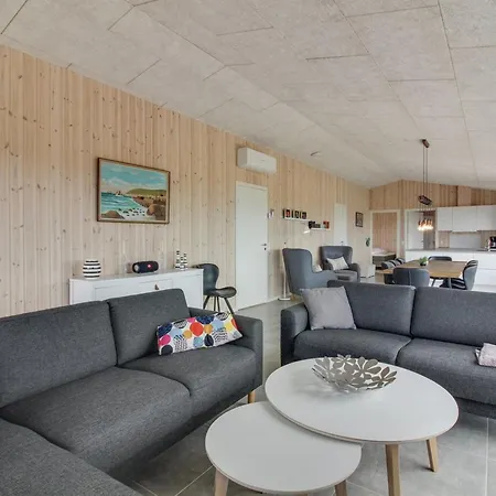 Heilo - 300m From The Sea By Interhome 펜션